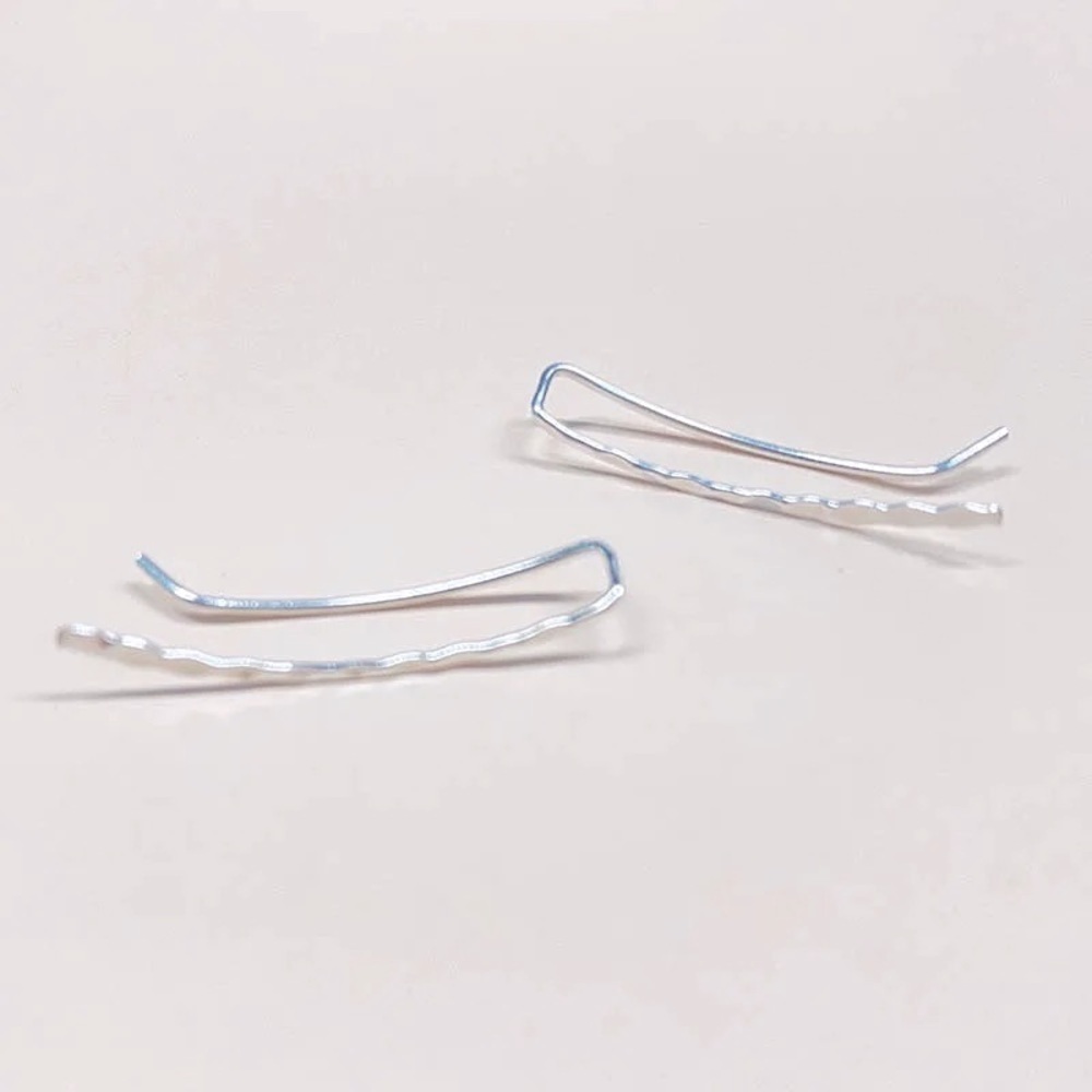 “Devotion” Minimalist Hammered Metal Climber/Crawler Dainty Gold/Silver Earrings - Picture 6 of 7